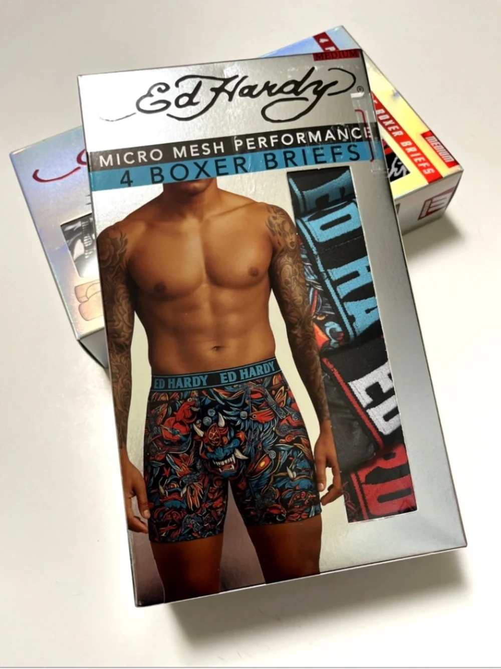 Ed Hardy bring bold