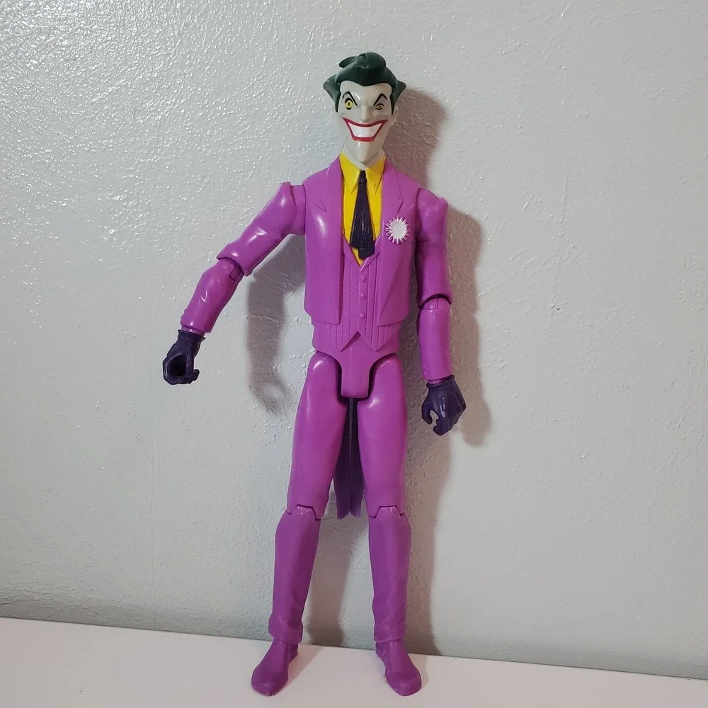DC Comics Joker Action Figure Purple Suit Vintage Style DWM52‎