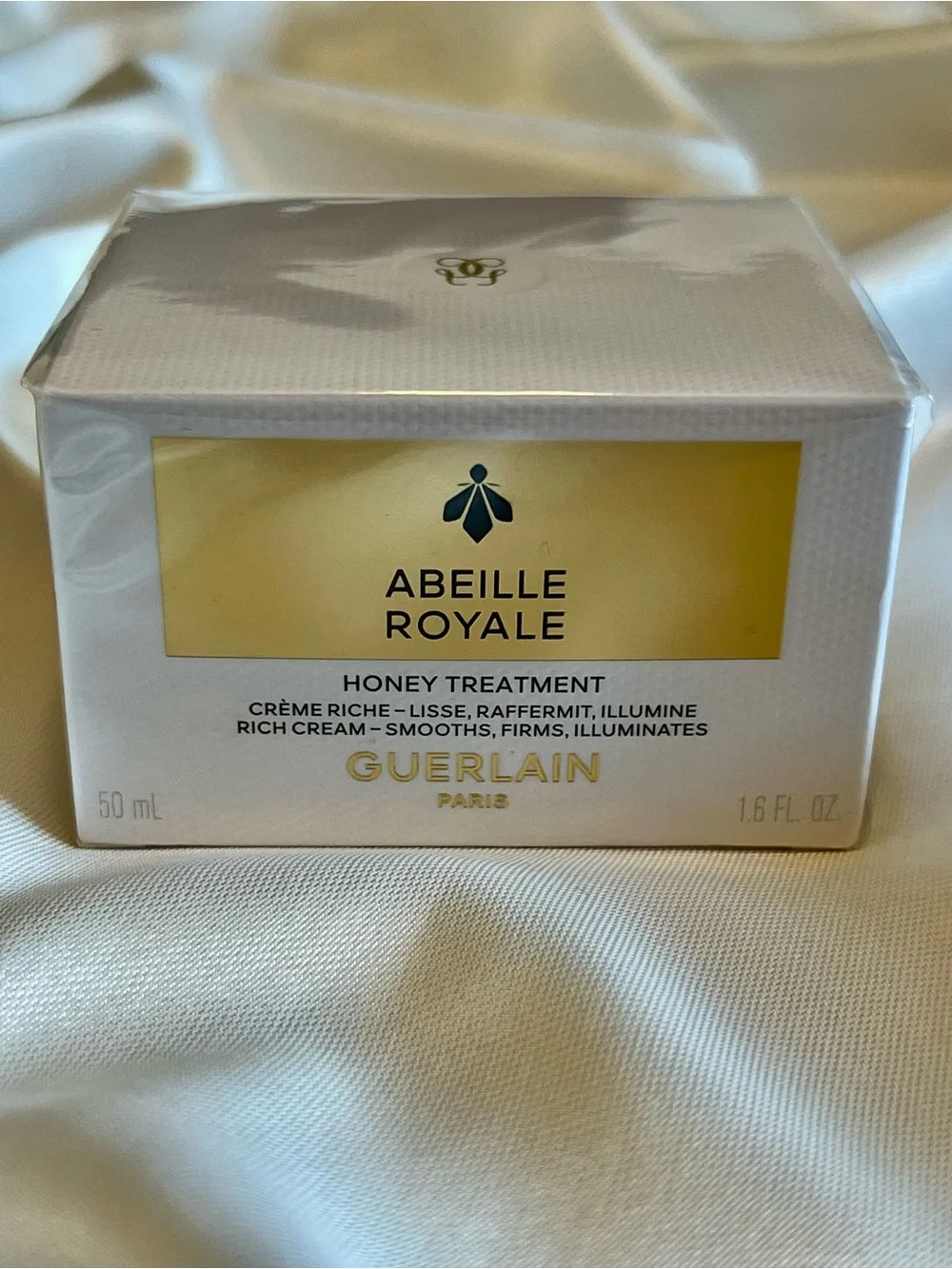 GUERLAIN Abeille experience luxurious
