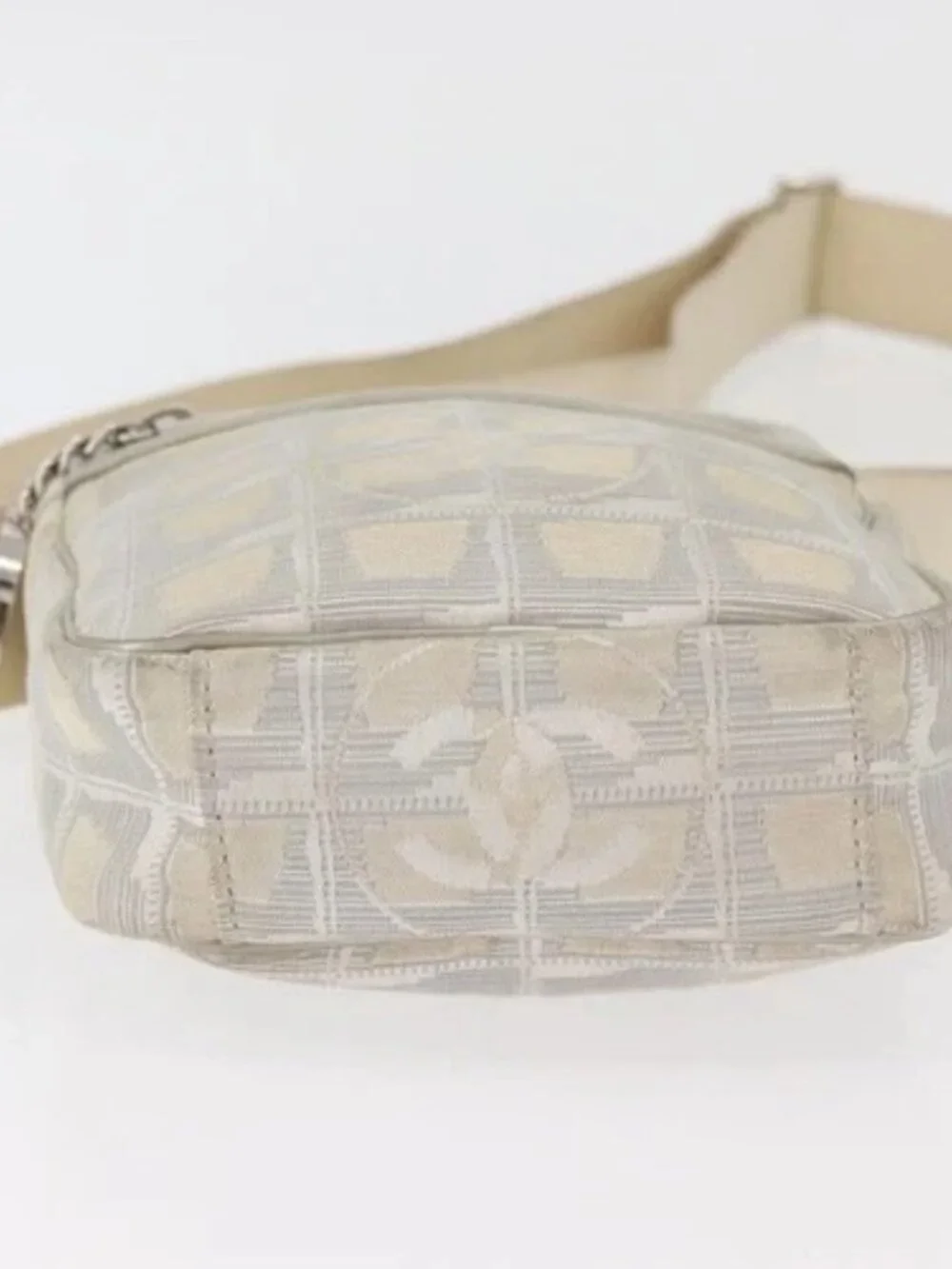 CHANEL serial style	shoulder