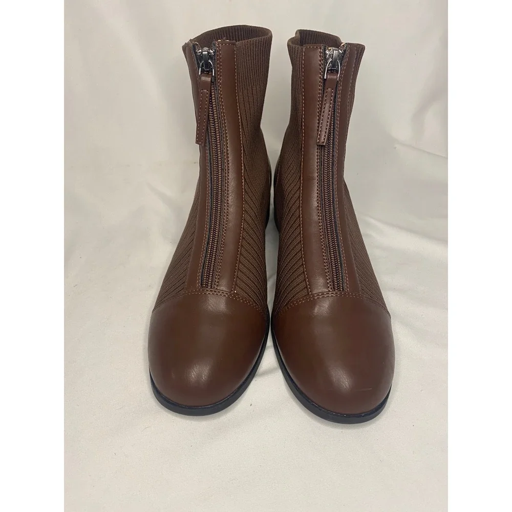 Journee Collection Bexlie Brown Ribbed Knit Front Zip Ankle Boots Womens 10M