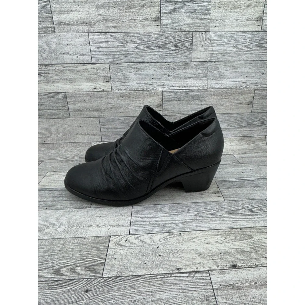 Clarks Collection Women Black Leather Ruched Shooties Block‎ Heel Size 8W