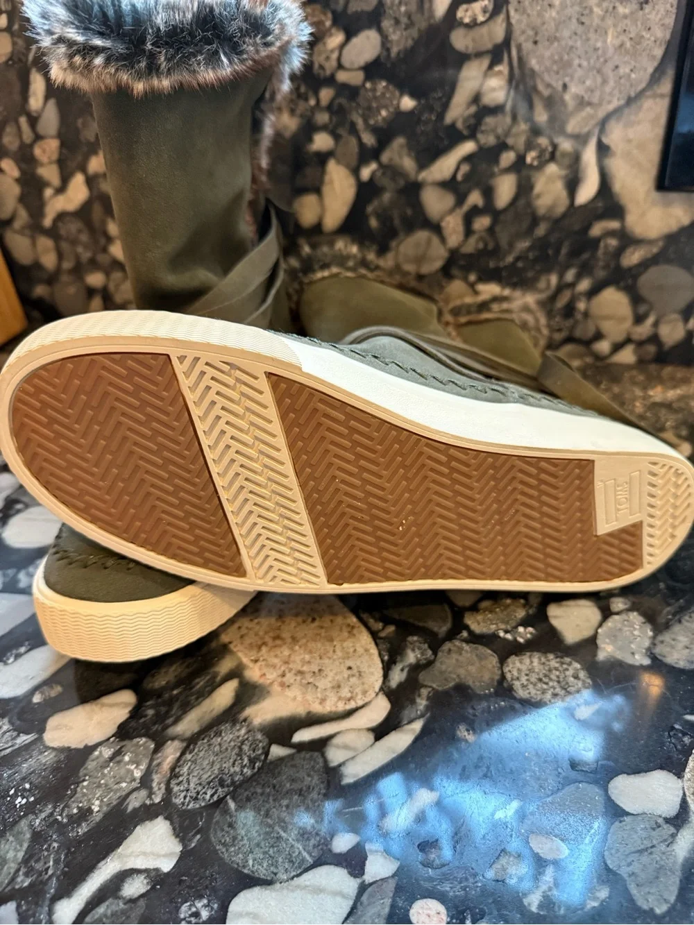TOM VISTA WATERPROOF SUEDE FOREST WOMEN SIZE 7.5 NWT