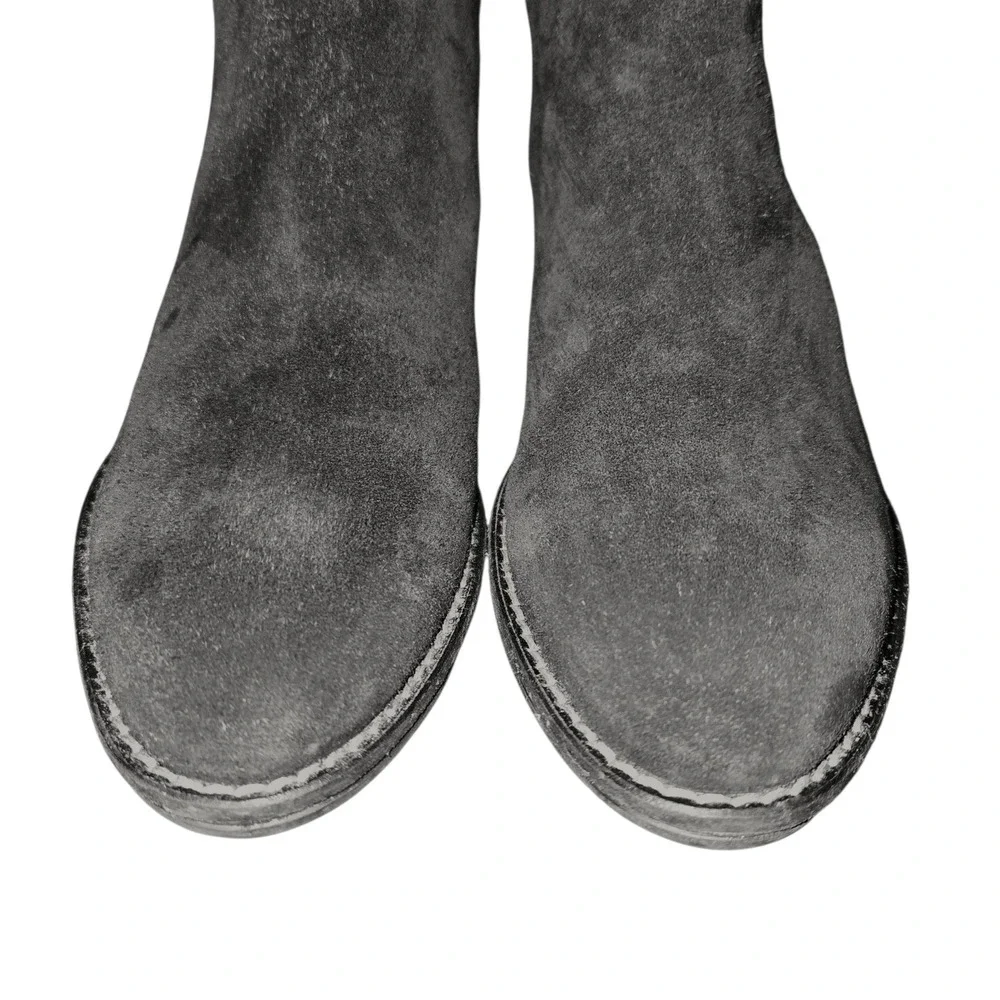 Very Volatile Aldworth Booties‎ Women 10 Black Suede Rear Zip Low Stacked Heel