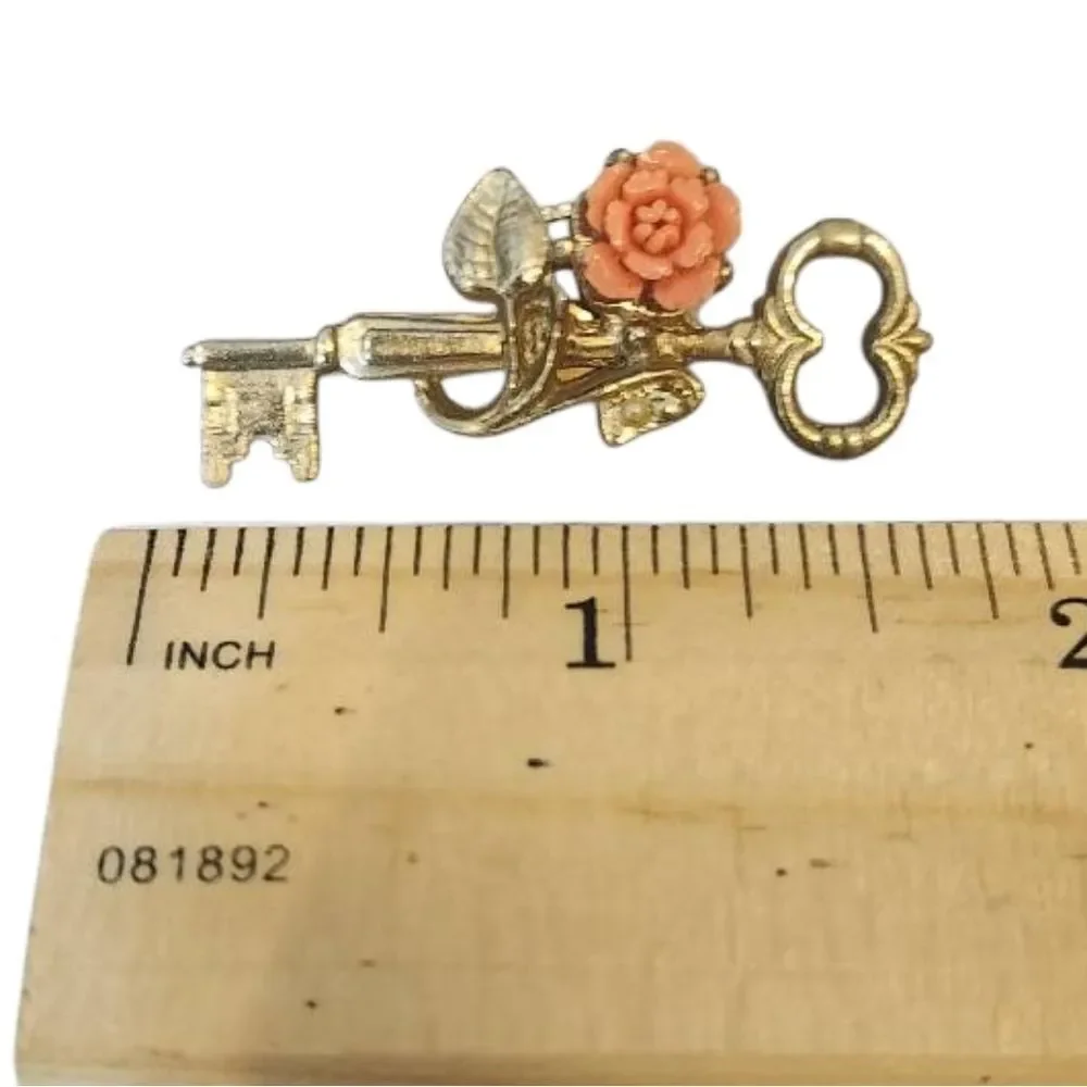 Vintage Gold Key‎ Brooch with Coral Flower