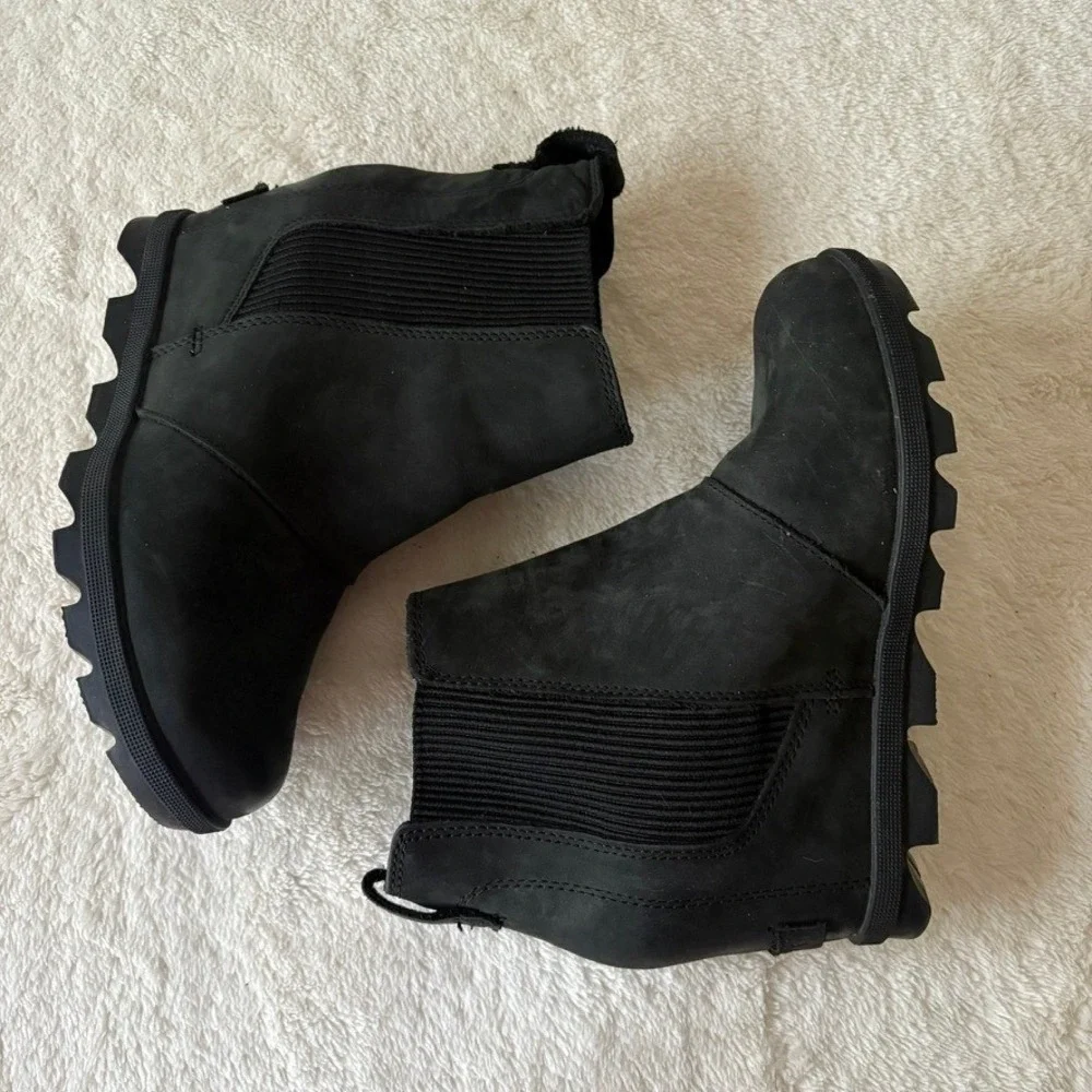 Sorel Joan Of Arctic Wedge Bootie Women's 6 Black Wedge comfortable Snow Shoe