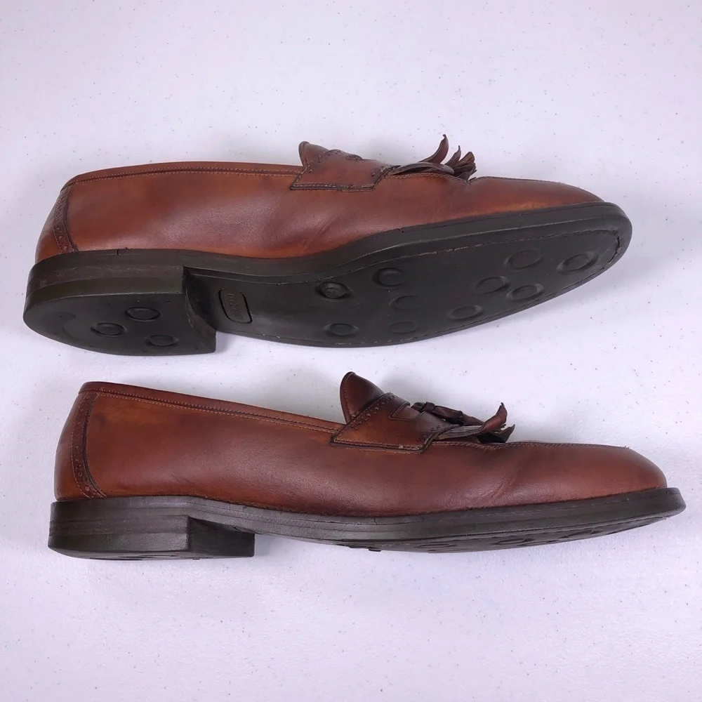 Cole Haan preowned but