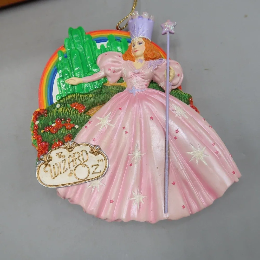 San Francisco Music Box Company personal touch arrive