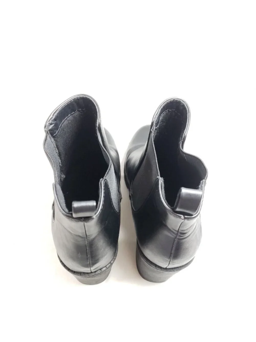 Clove boots pre