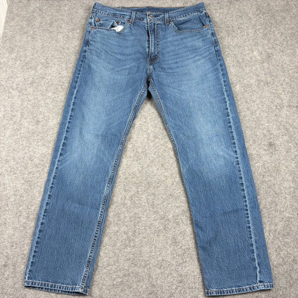 Levis great please