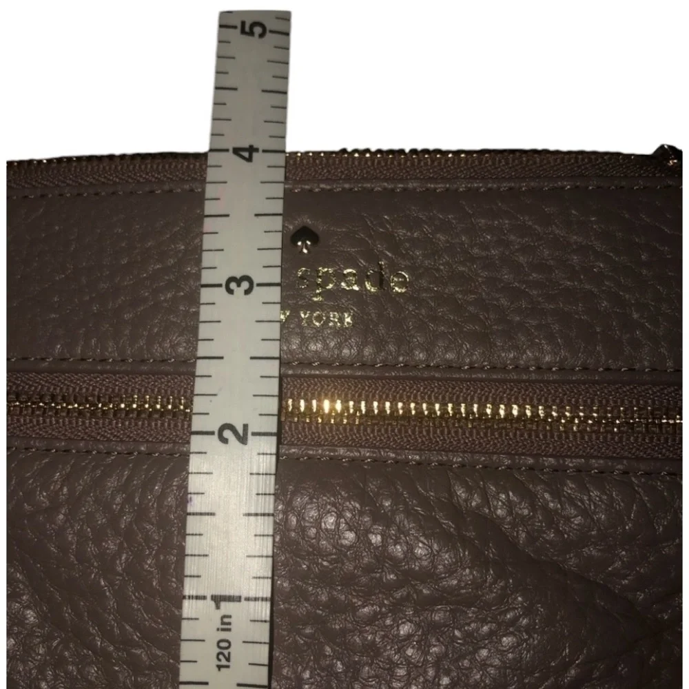 kate spade genuine outside taupe