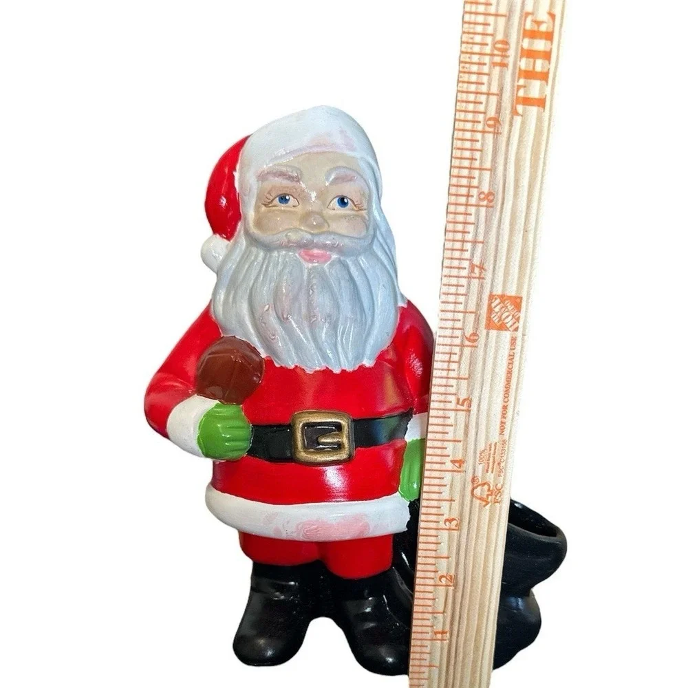 The Unbranded Brand classic santa