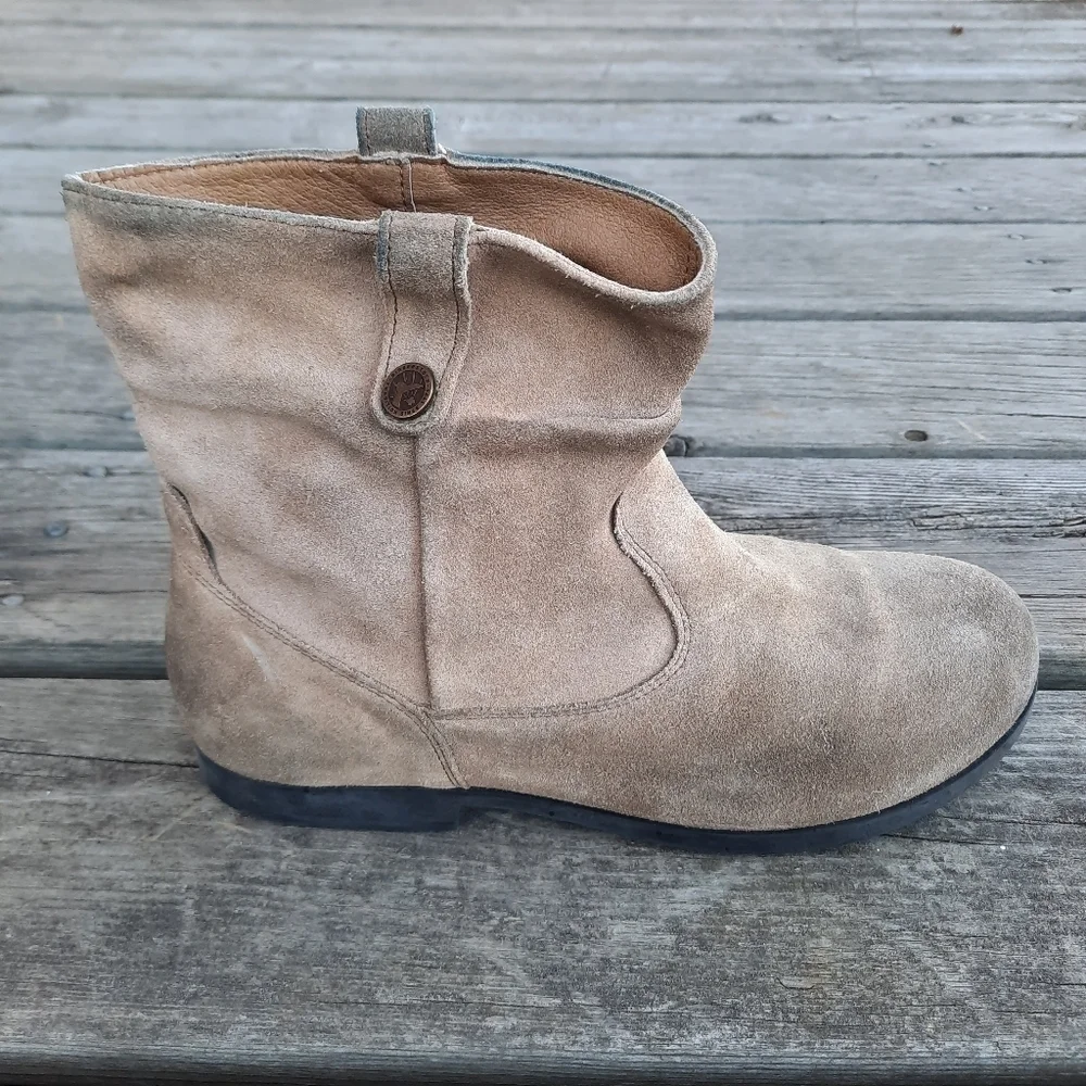 Birkenstock Sarnia beige suede leather slouch ankle boots size 9-9.5/EU 40