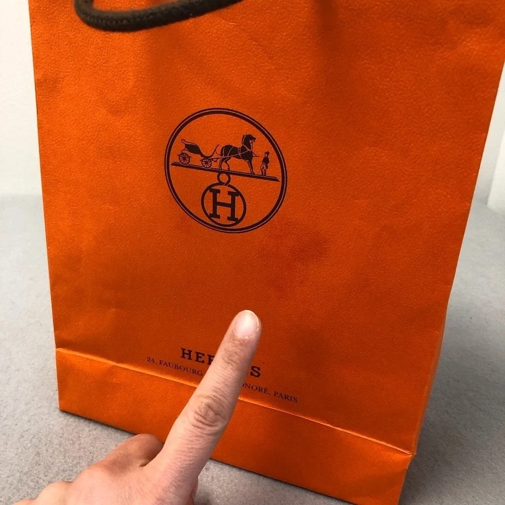 HERMÈS step up
