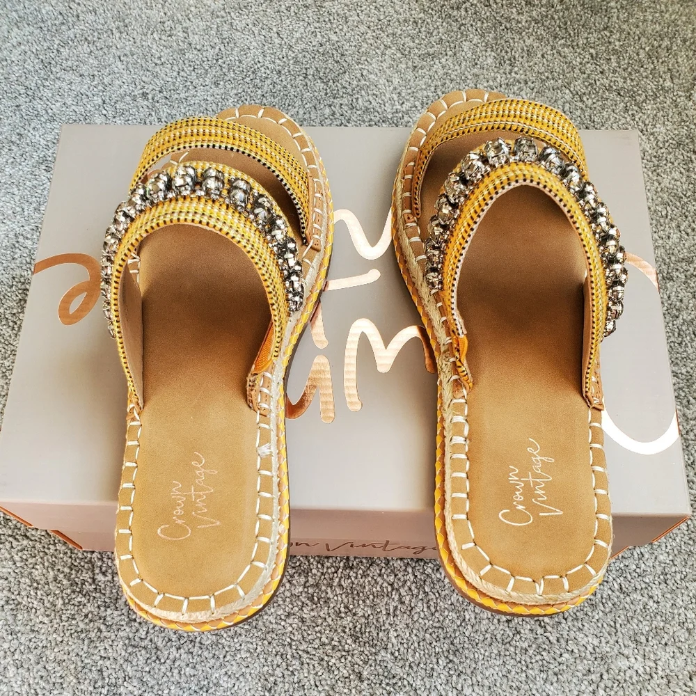 Crown vintage rhinestone slip on espadrilles, 8, yellow/ orange