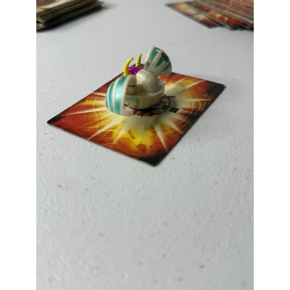 Spin Master master battle plastic