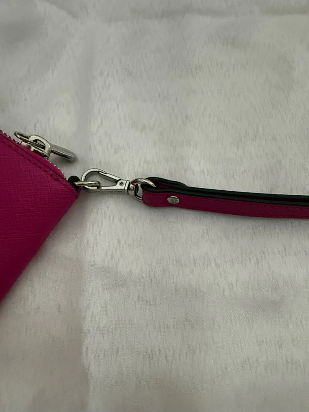 Michael Kors compact zip