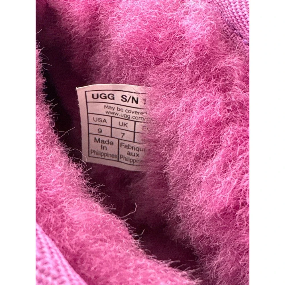 UGG classic ultra