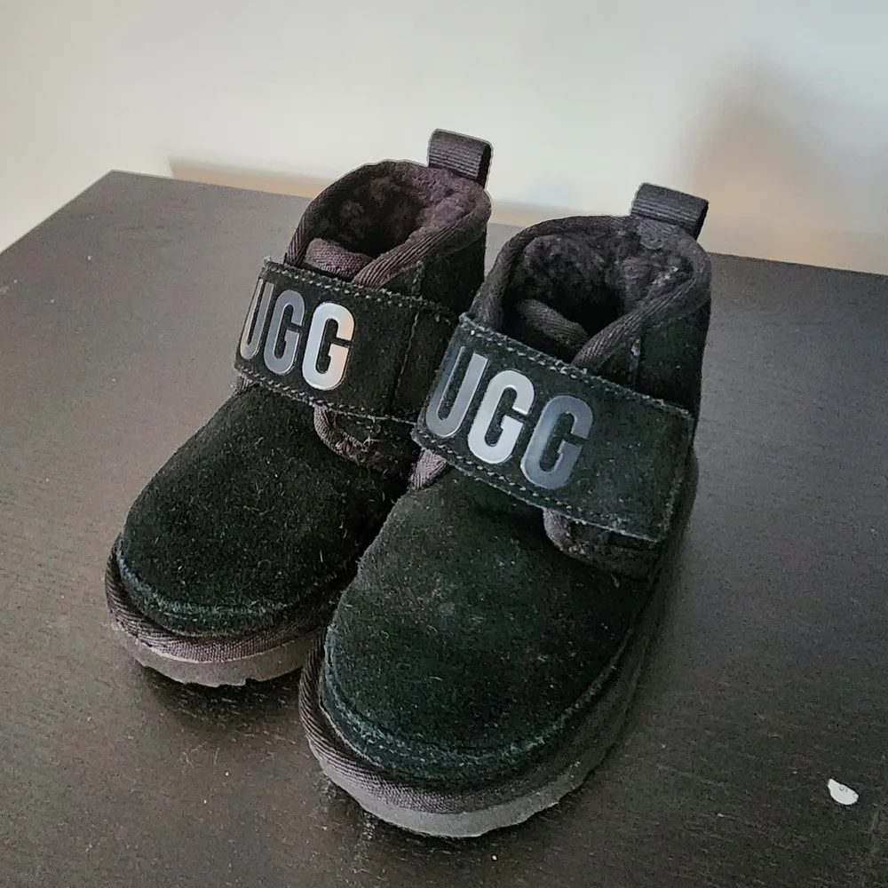 UGG used once