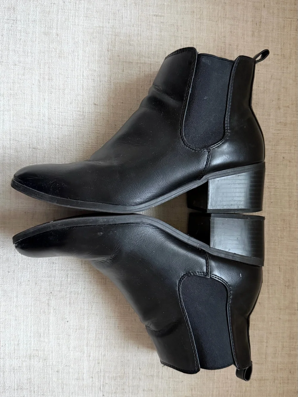 Black Leather Chelsea Ankle Boots with Block Heel