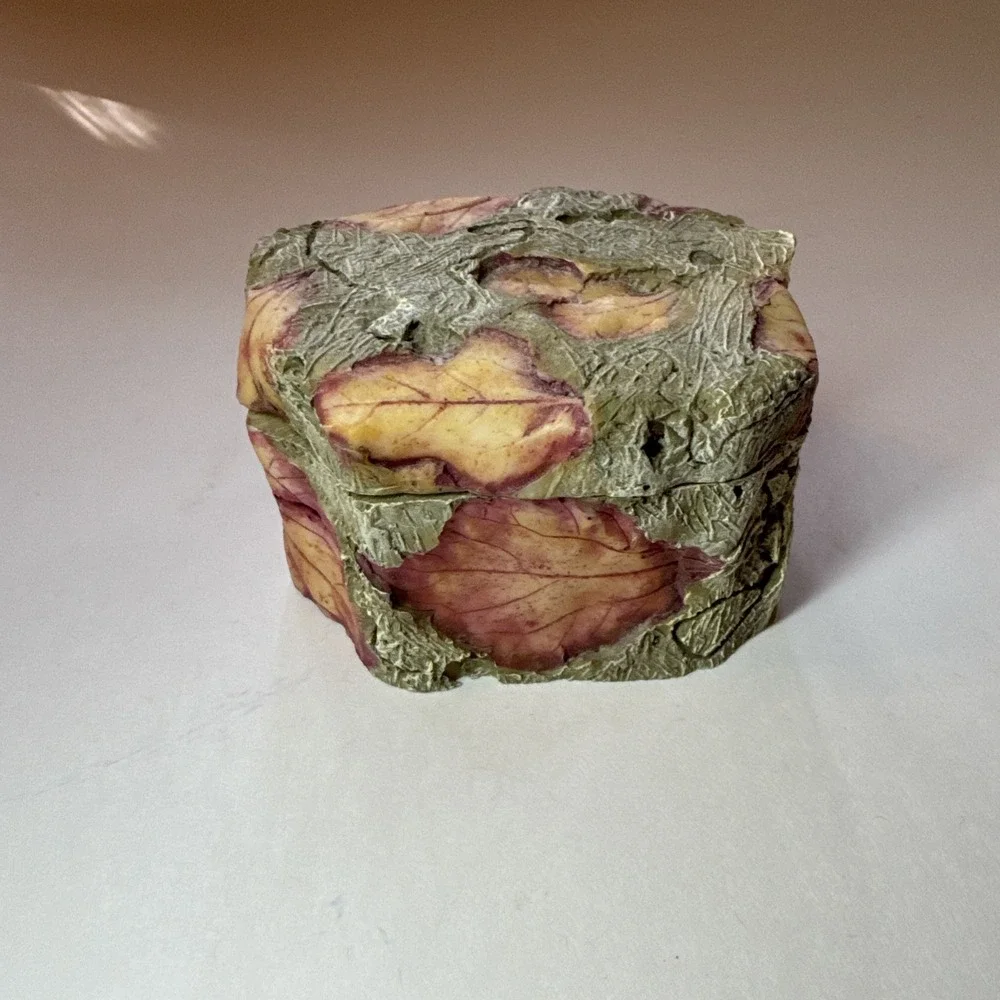 Trinket Box-Leaf Impression Texture,‎ Two-Tone Hexagon Form.