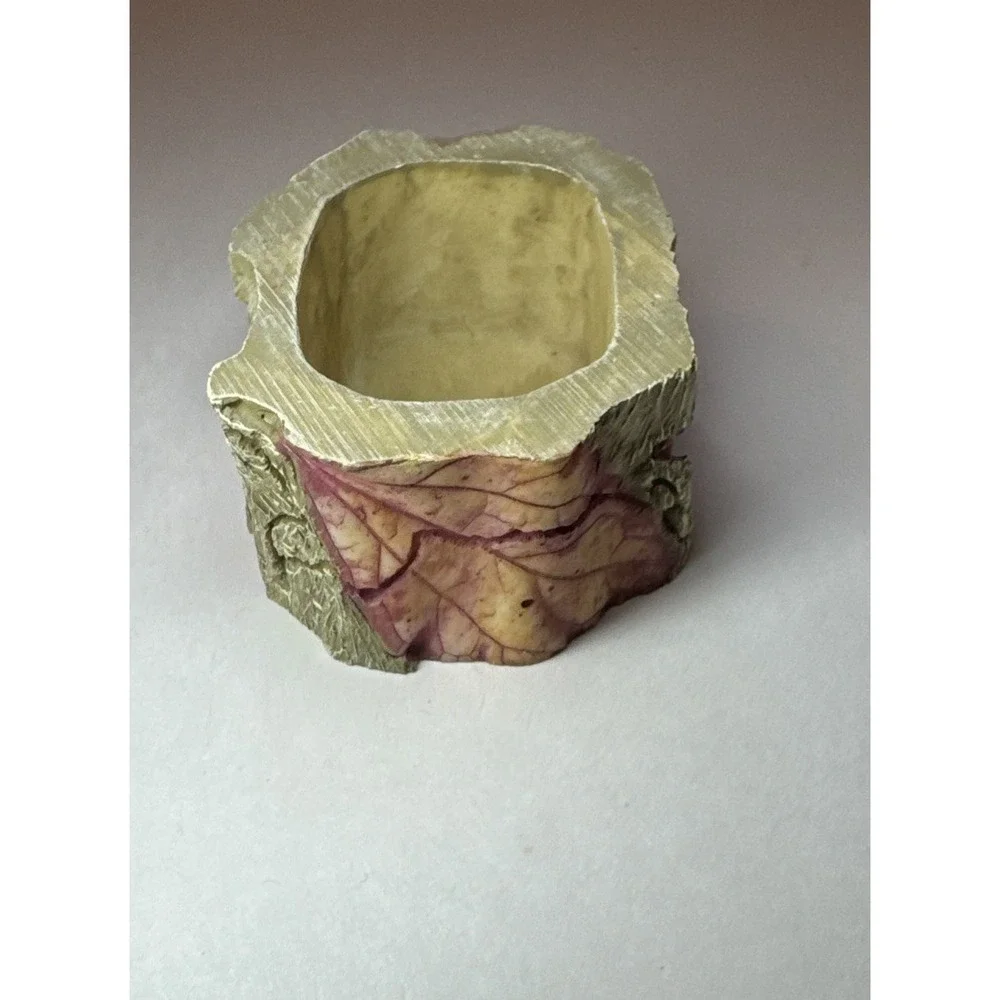 Trinket Box-Leaf Impression Texture,‎ Two-Tone Hexagon Form.