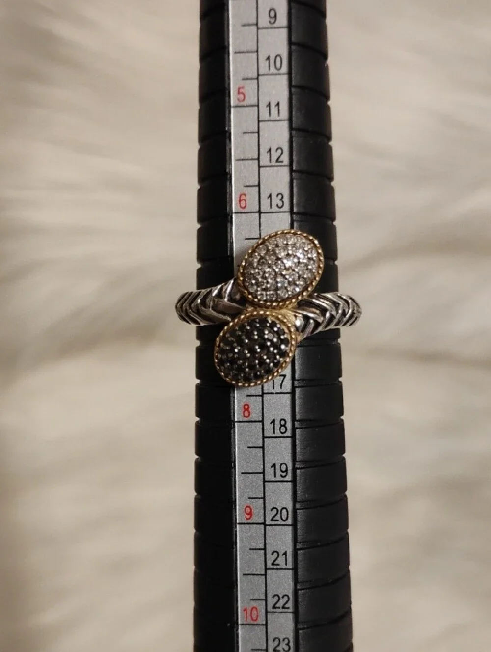 Effy set find