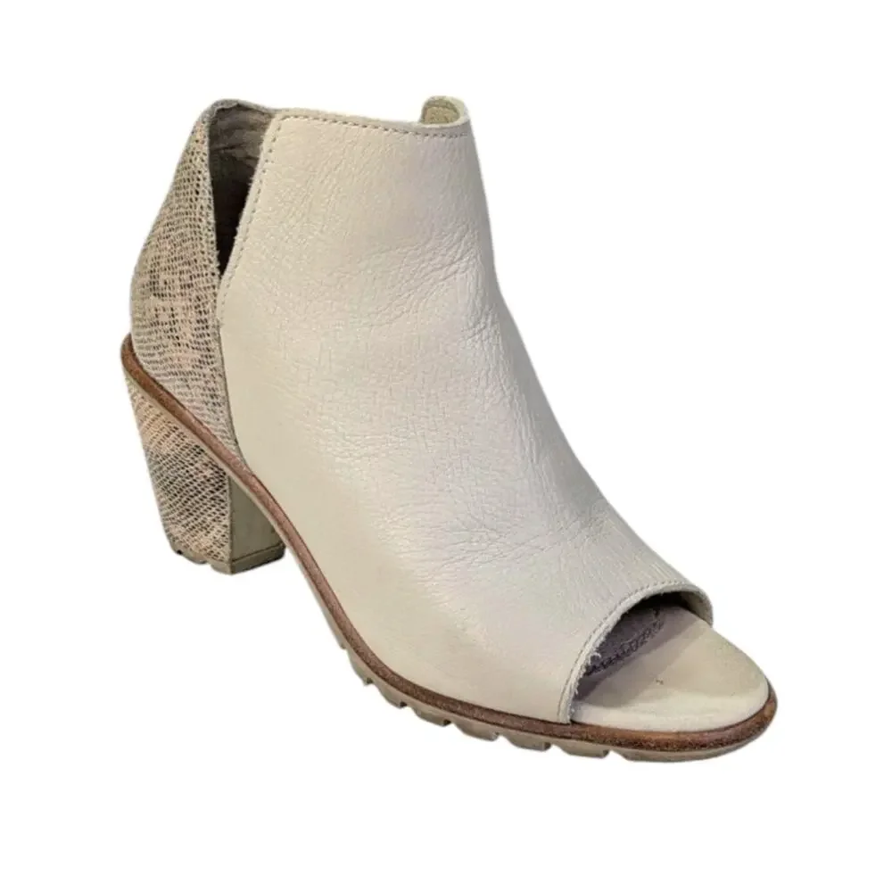 Sorel Nadia Peep Toe Booties EUC $175 Size 36/US 5  S3501