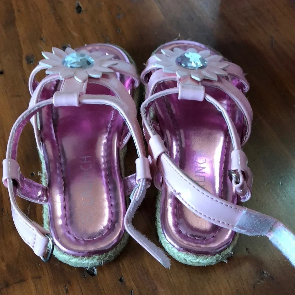 N/A metallic pink