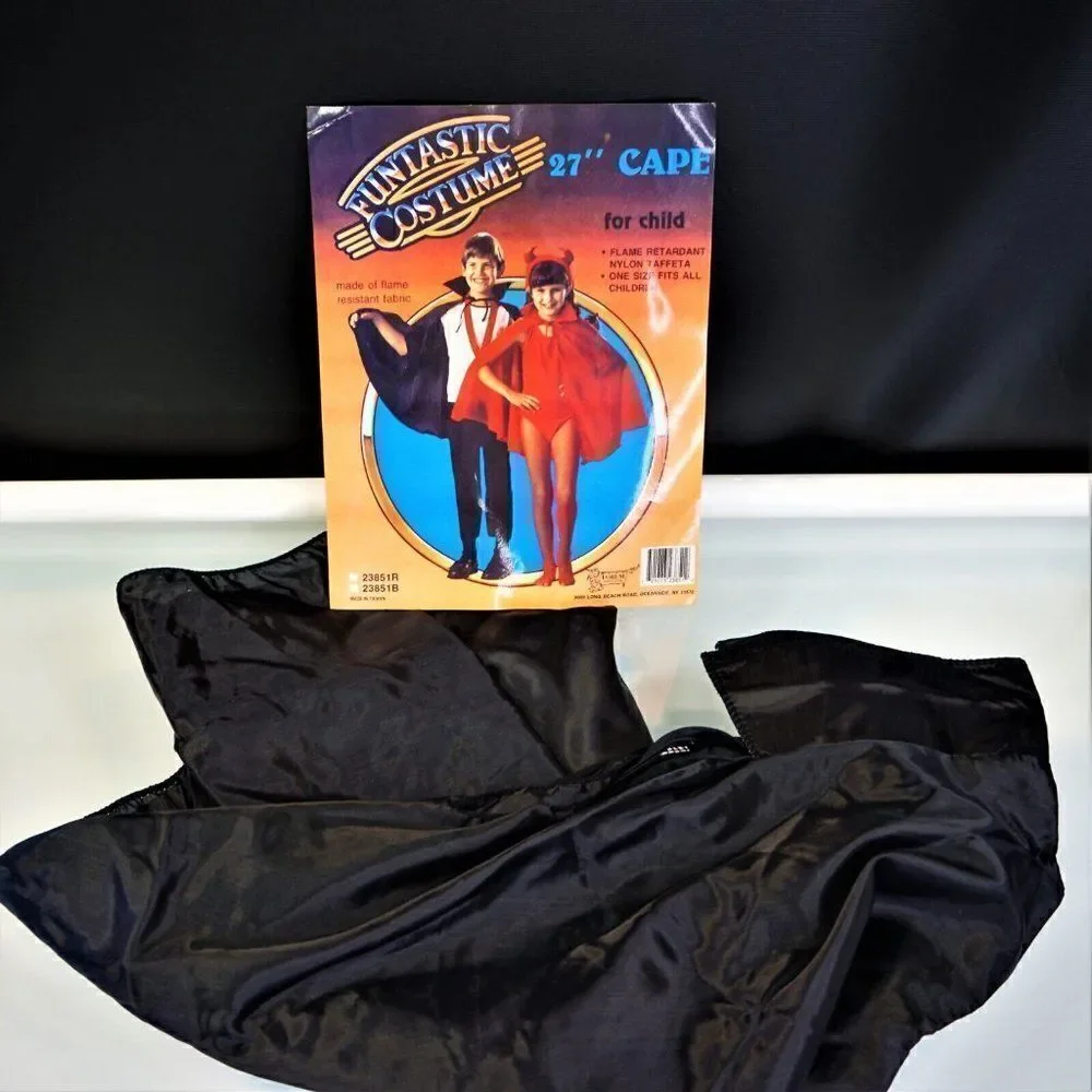 Halloween Cape Vintage Kids Funtastic Costume One Size Fits All 27