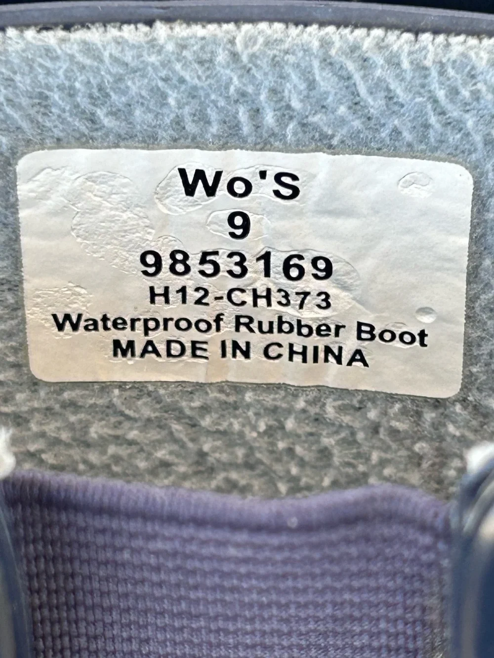 Sperry brand top