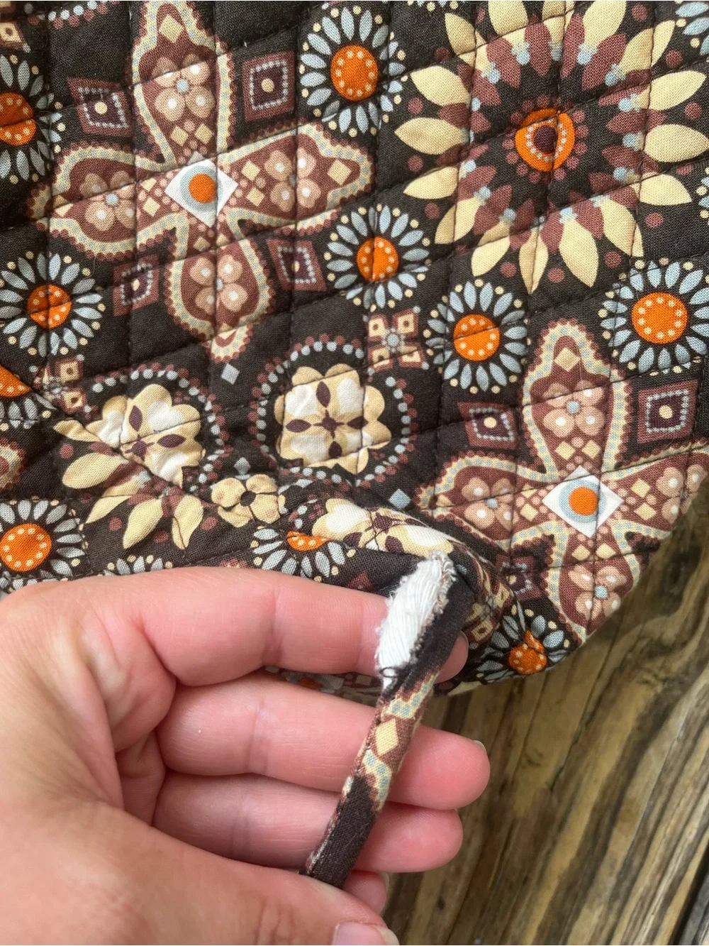 Vera Bradley lots flaw