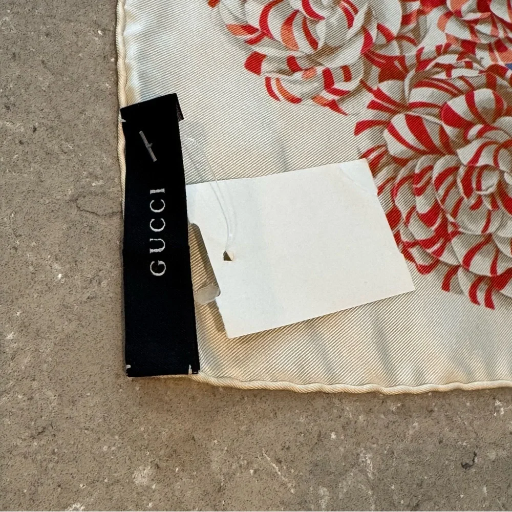 Gucci authentic silk