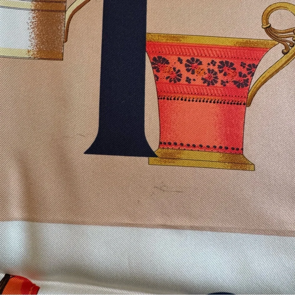 Gucci authentic silk