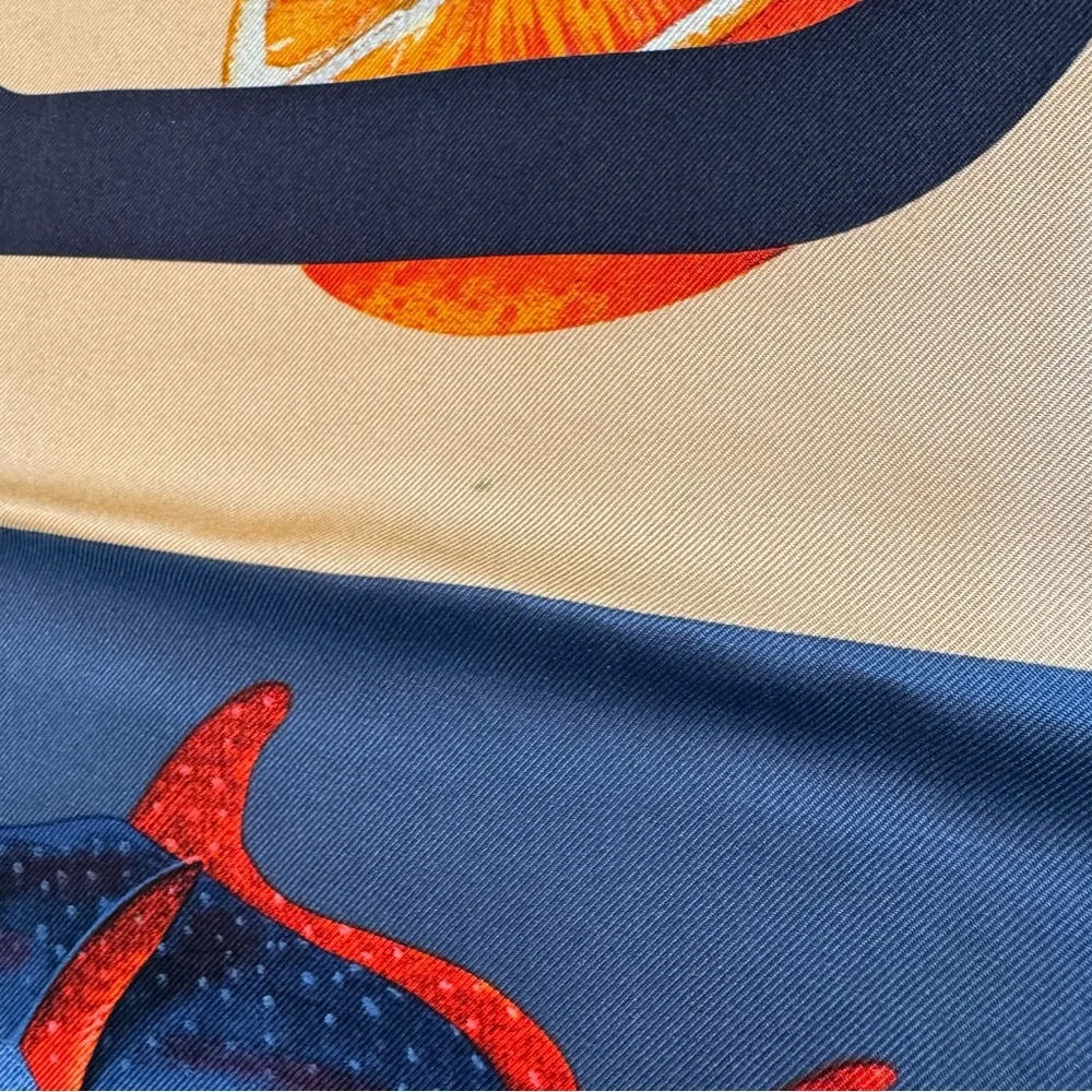 Gucci authentic silk