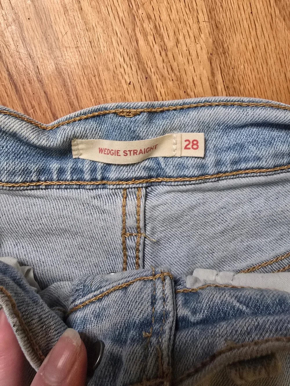 Levis levi wedgie