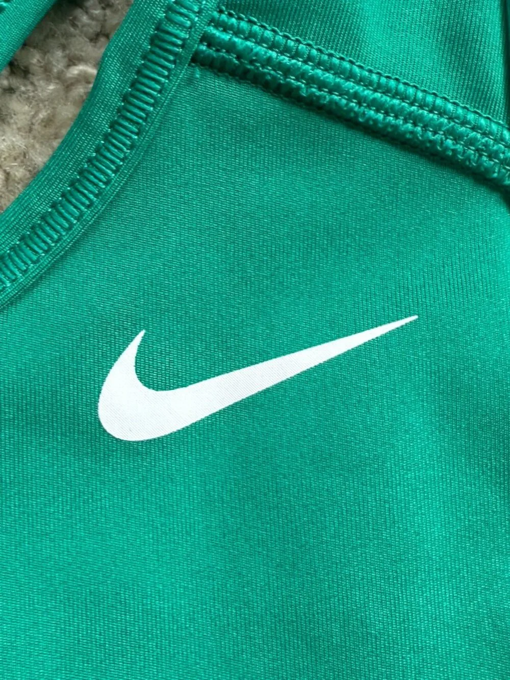 Nike green white