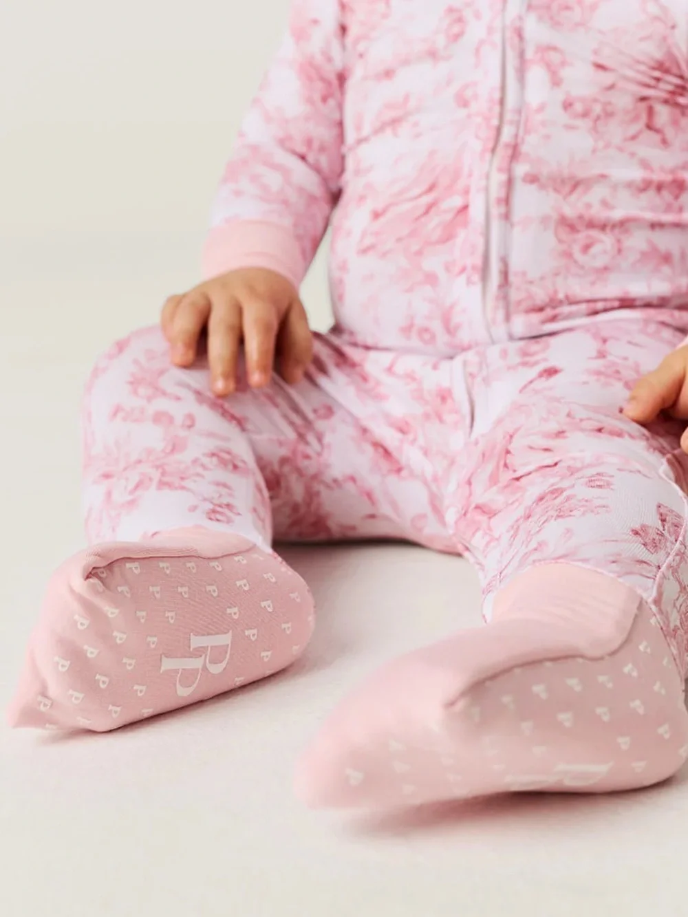 Posh Peanut soft pink