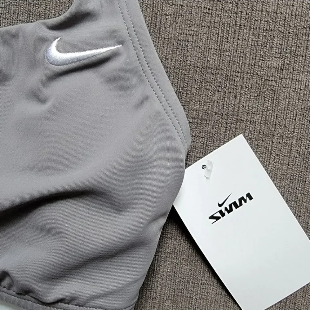 Nike women gray