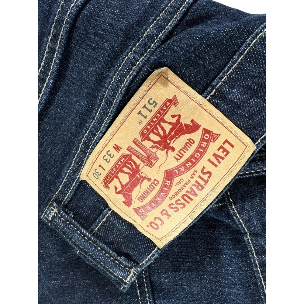 Levis easy versatile slim