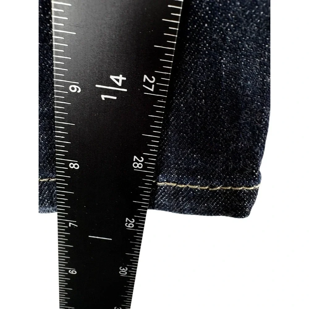Levis maintenance pocket