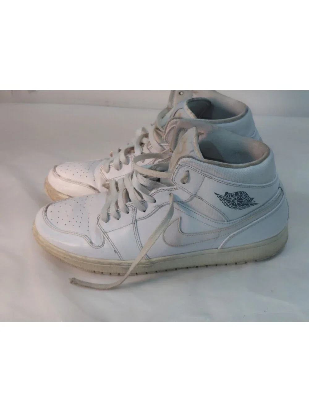 Nike Air Jordan 1 Retro Men's Size 12.5 White  554724-102