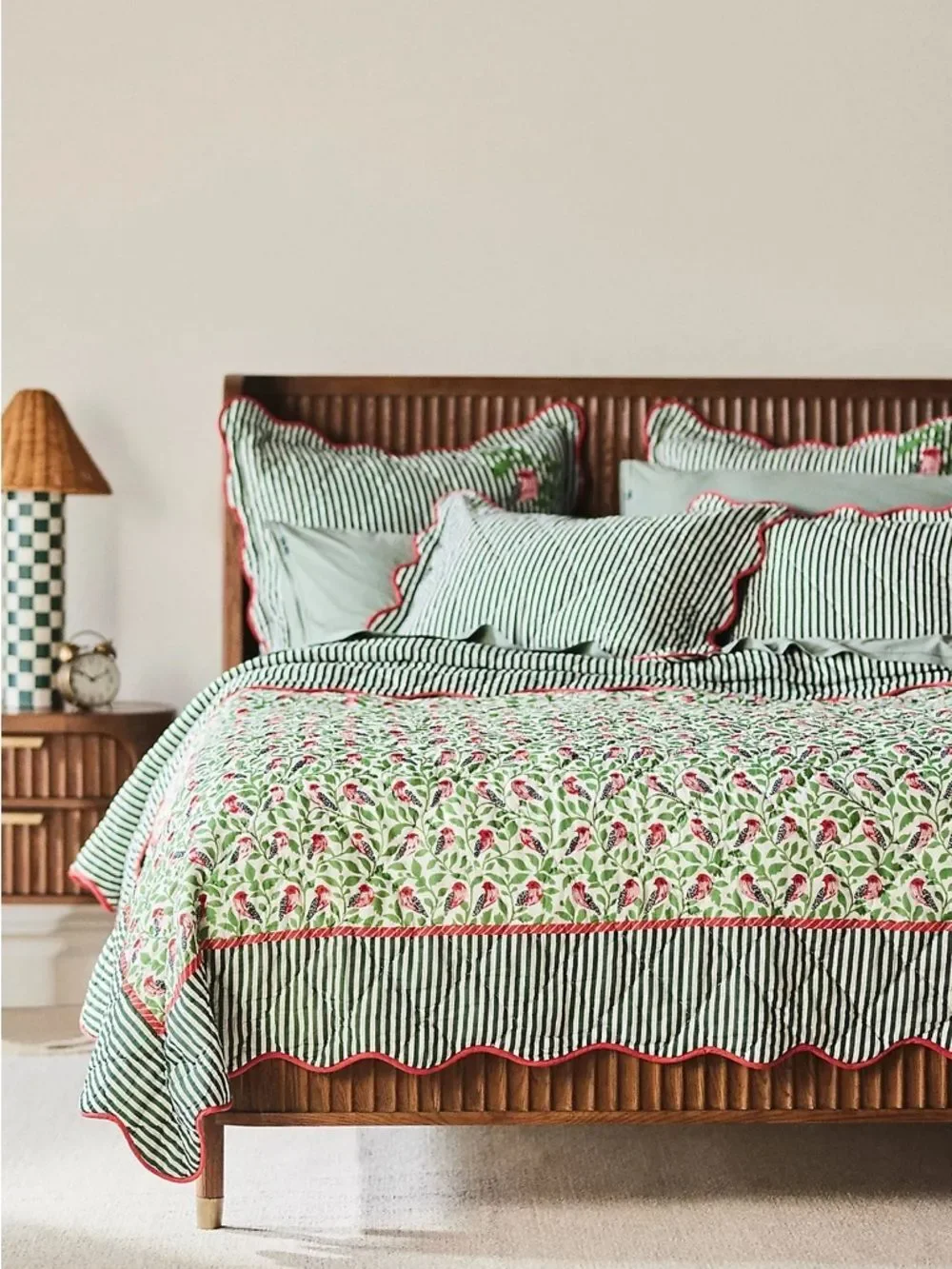 New Anthropologie Iluka 100% Cotton Gauze Floral Quilt Size Queen