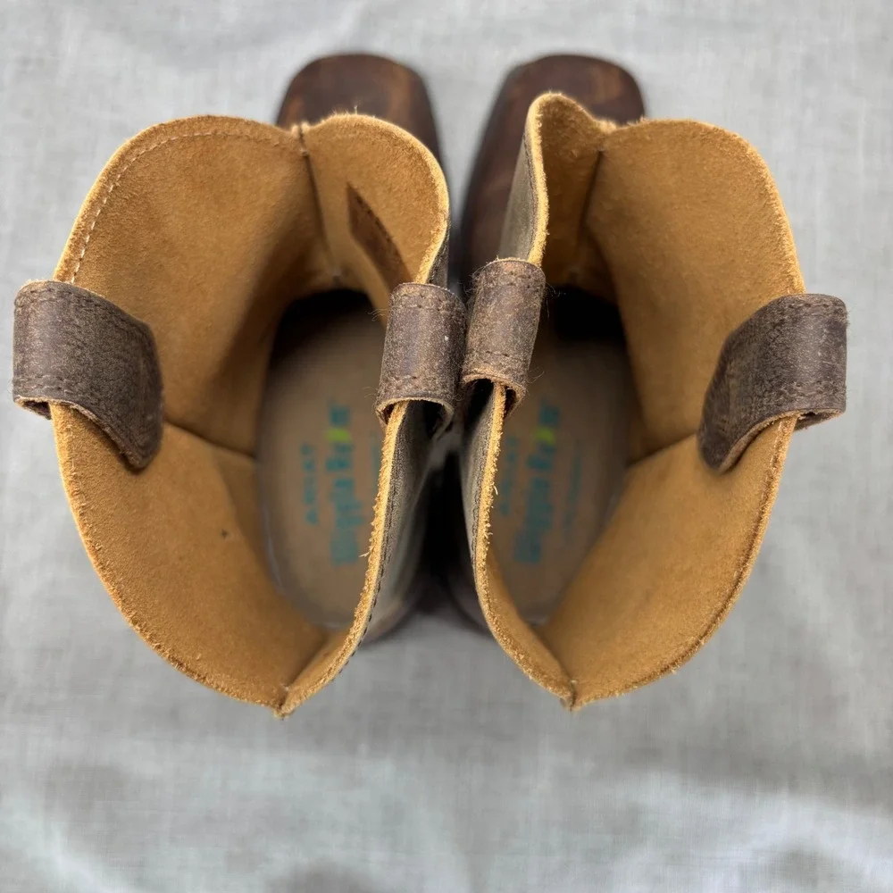 Ariat pre owned