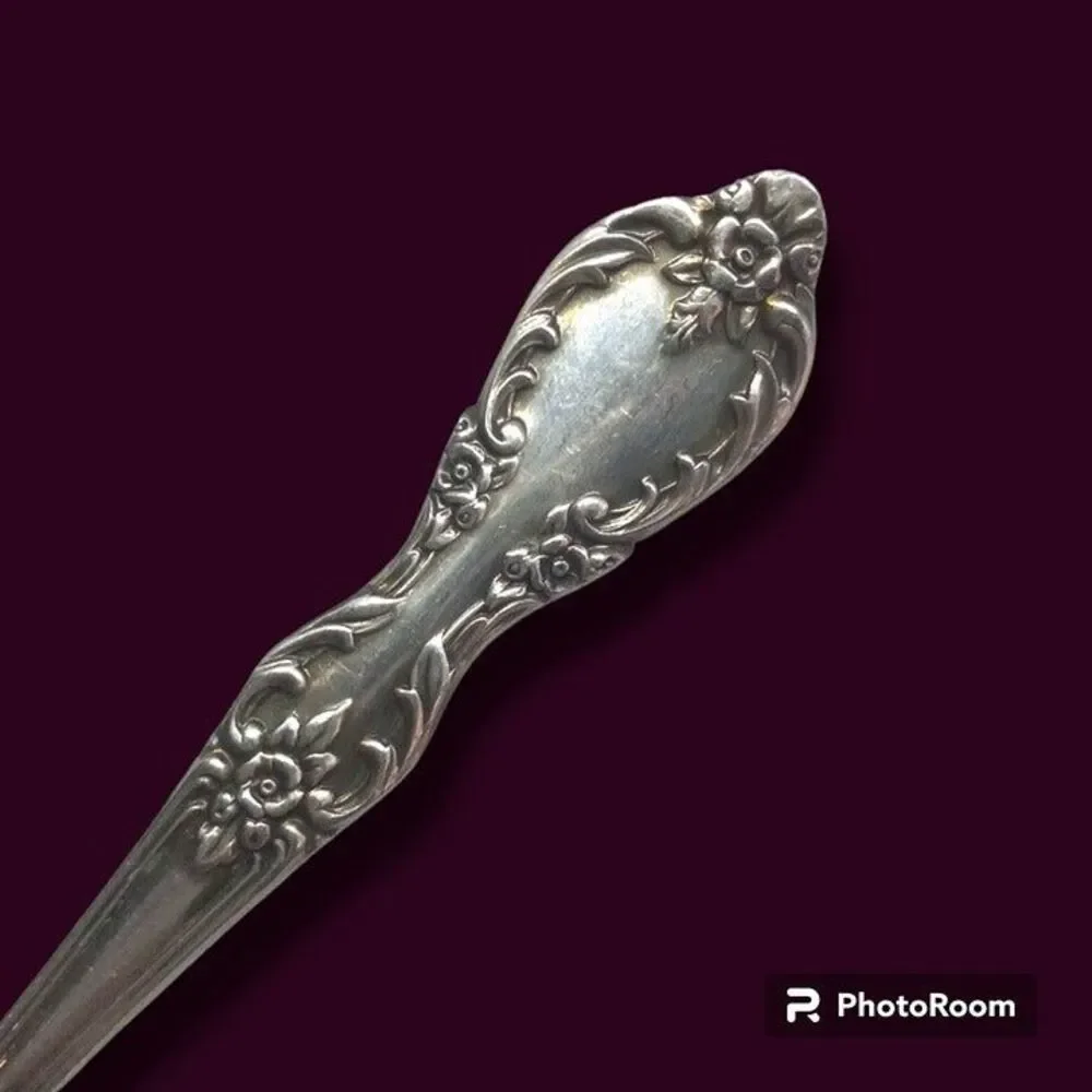 International Silver Company •	brand wm