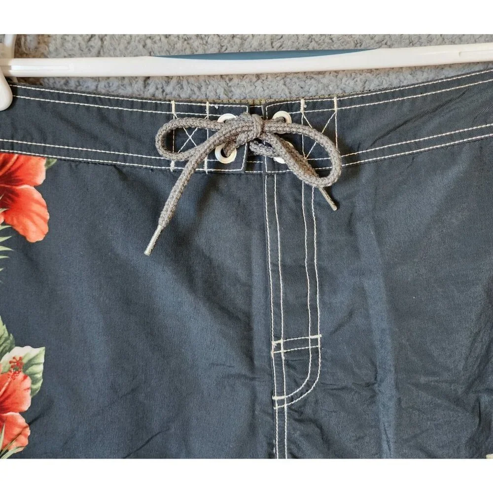 Tommy Bahama tommy bahama