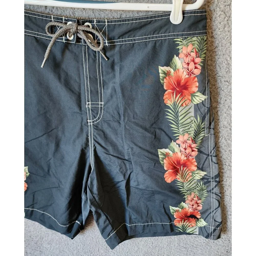 Tommy Bahama tommy bahama