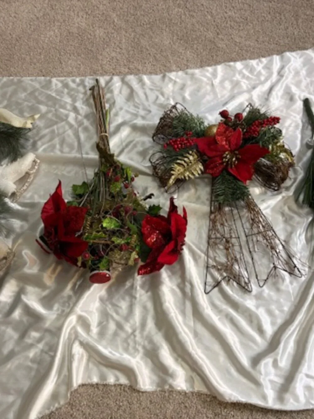 Set of 4 Holiday Florals