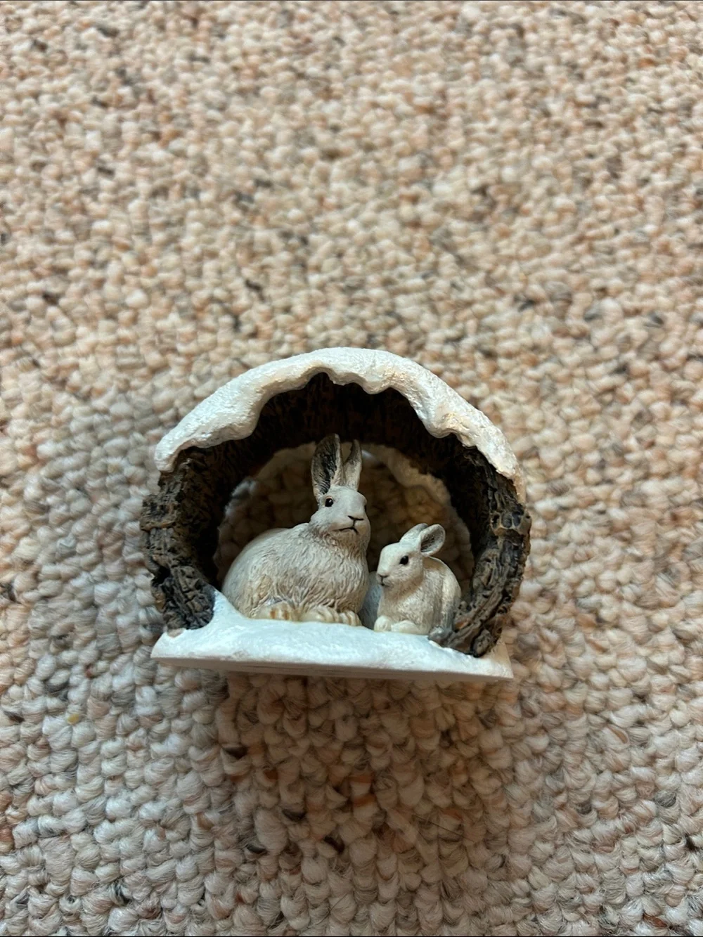 Hallmark ornament showing