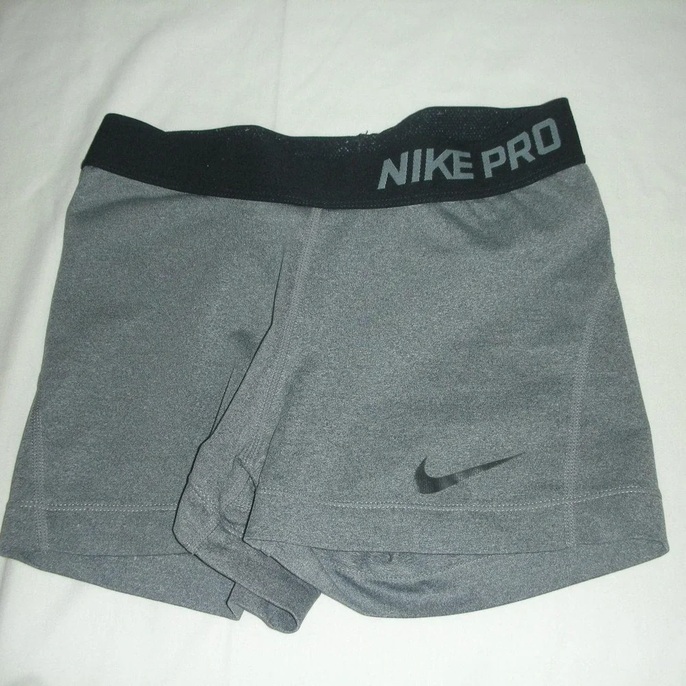 Nike Pro Gray Dri-FIT Compression Shorts XS 4.5